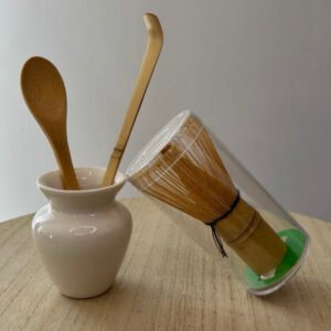set à la préparation du matcha